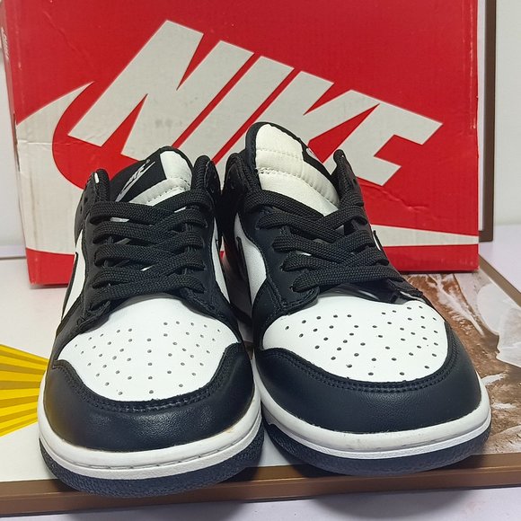 Nike Panda women casual black and white sneakers - Picture 4 of 5